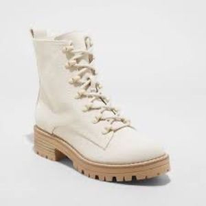 Universal Thread Women’s Parker Combat Boots Ivory Size 8.5